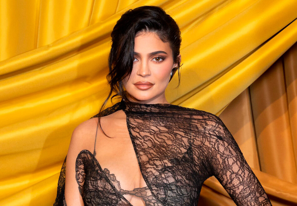 Кайли Дженнер рассказала, какую черту её внешности унаследовал маленький сын