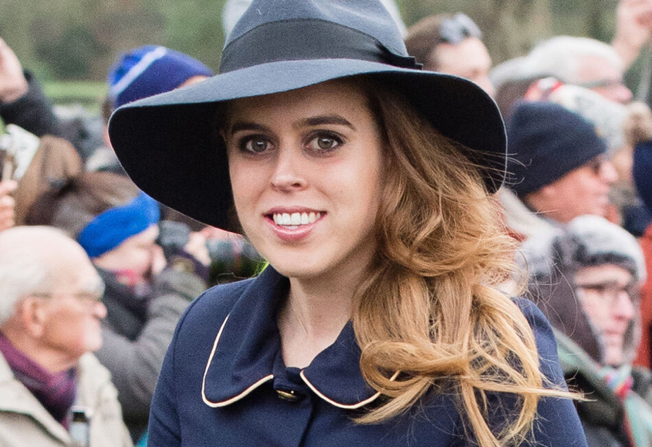 Почему принцесса Беатрис не крестила Сиенну вместе с королевскими младенцами