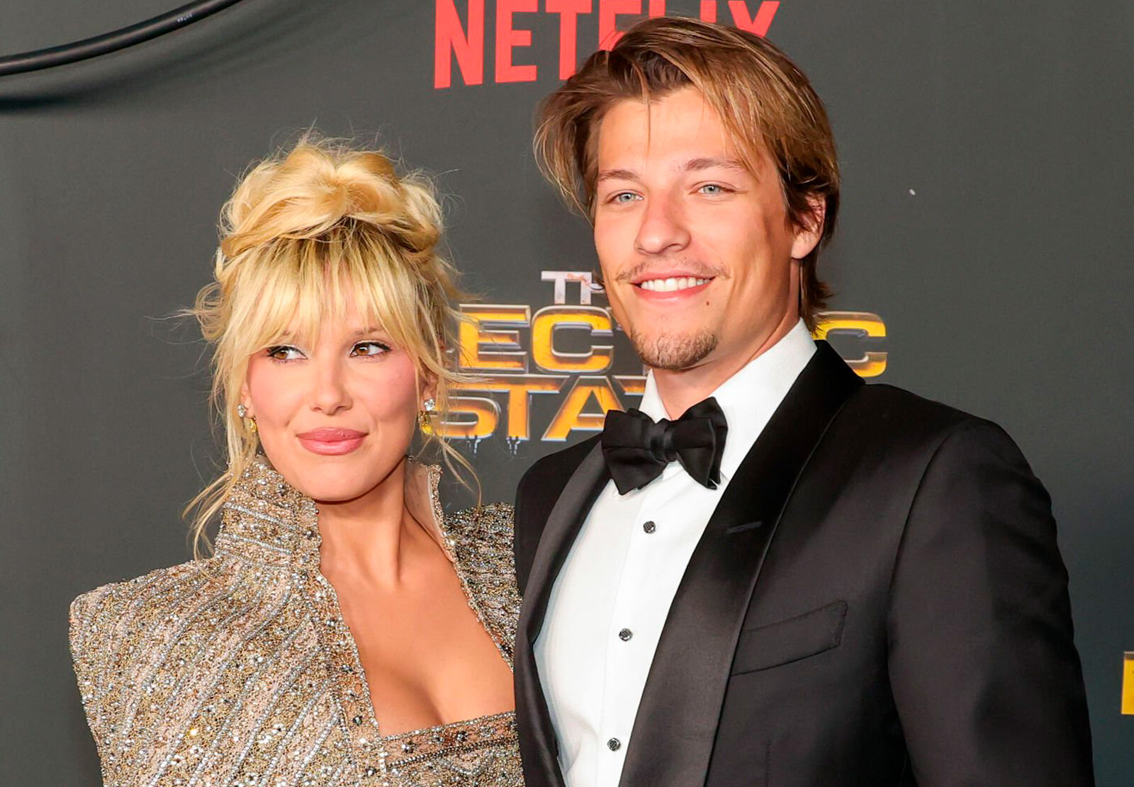 Милли Бобби Браун и Джейк Бон Джови стали родителями