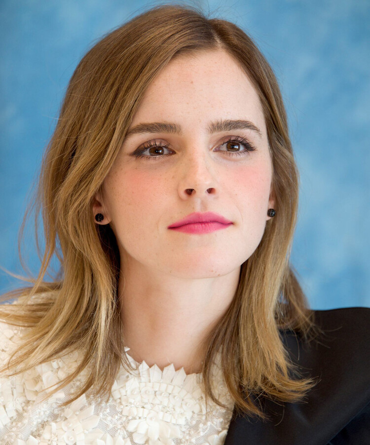 За что Эмма Уотсон однажды дала пощечину парню, с которым встречалась