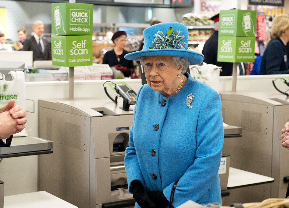 Елизавета ll шопинг