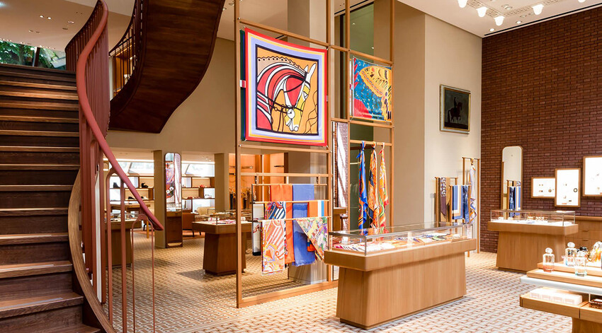 Бутик Hermès в Гуанчжоу заработал $2,7 миллиона за один день