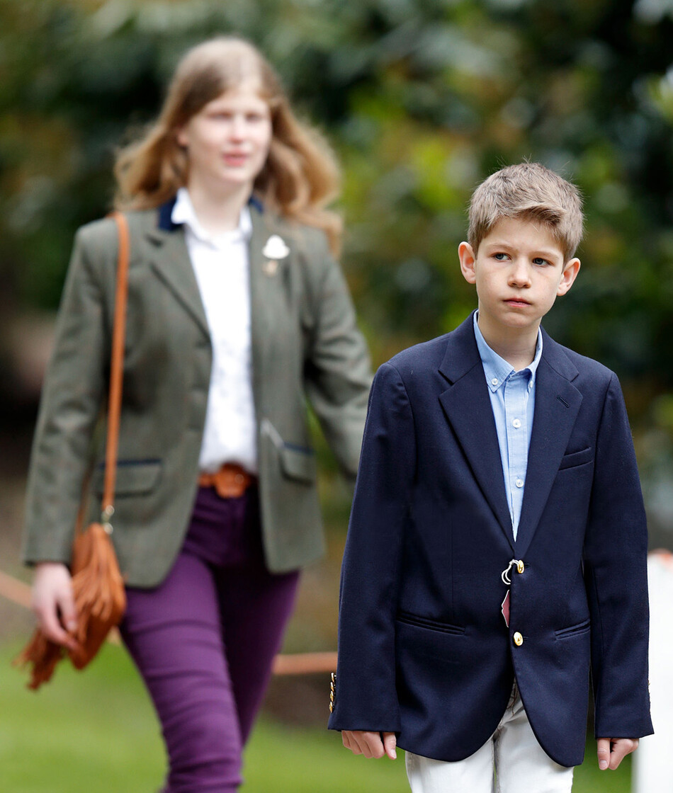 Младший брат леди Луизы Джеймс