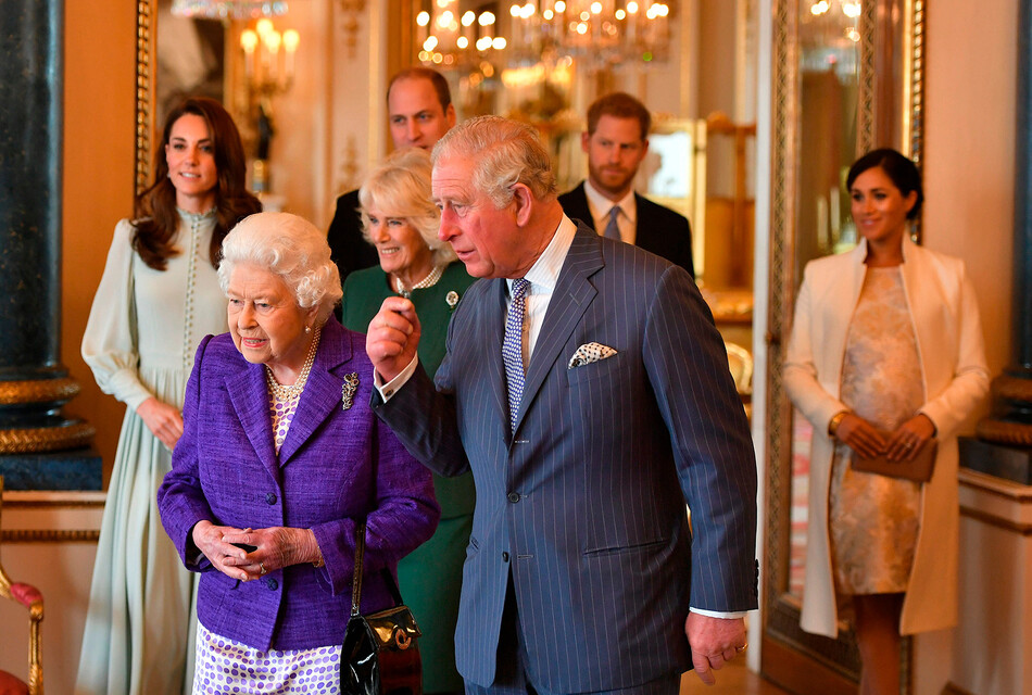 Гнев принца Гарри и испуг Кейт Миддлтон: пять неожиданных моментов из новой книги Роберта Джобсона «Наш король»