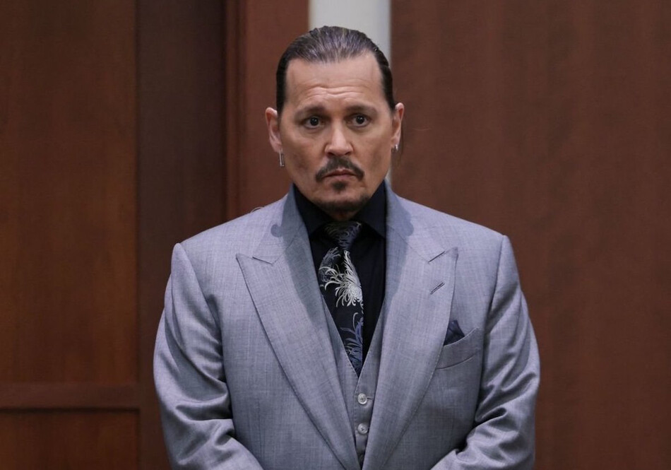 Джонни Депп уверяет, что «одержимая» Эмбер Хёрд отрезала ему палец