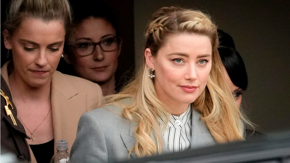 Страховая компания Эмбер Хёрд подала иск в суд, чтобы не выплачивать ущерб по делу Джонни Деппа