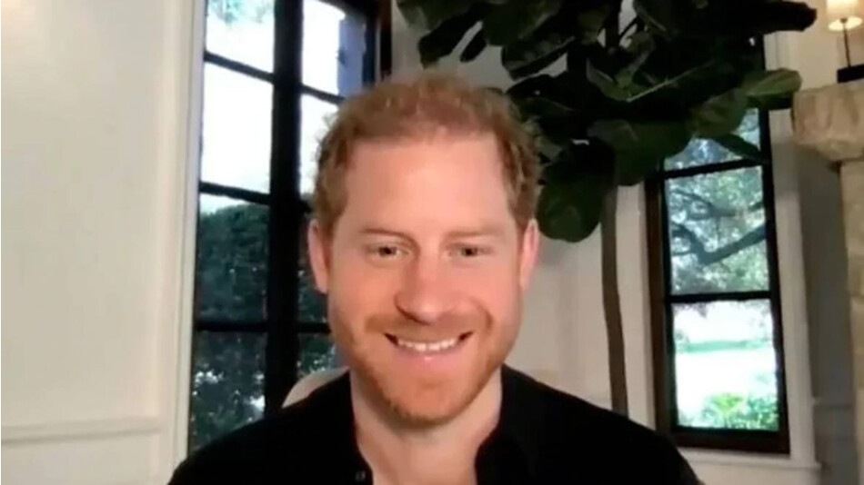 «Арчи очень-очень занят, а Лилибет учится разговаривать»: принц Гарри рассказал о своих детях