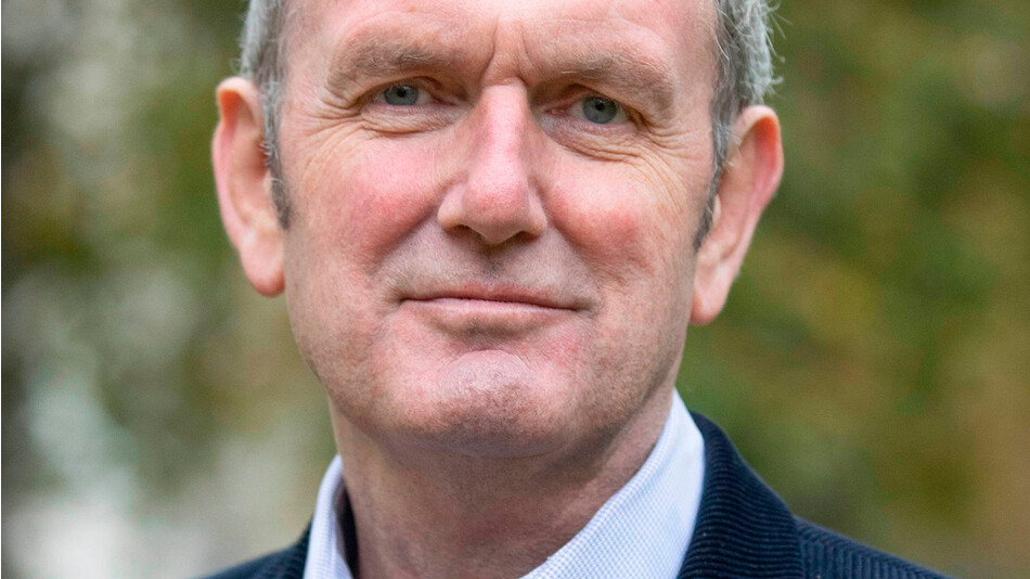 Валентин Лоу, автор книги «Придворные: сила, скрытая за короной»