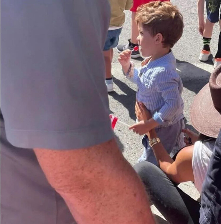 Меган Маркл с Арчи на праздновании Дня независимости США