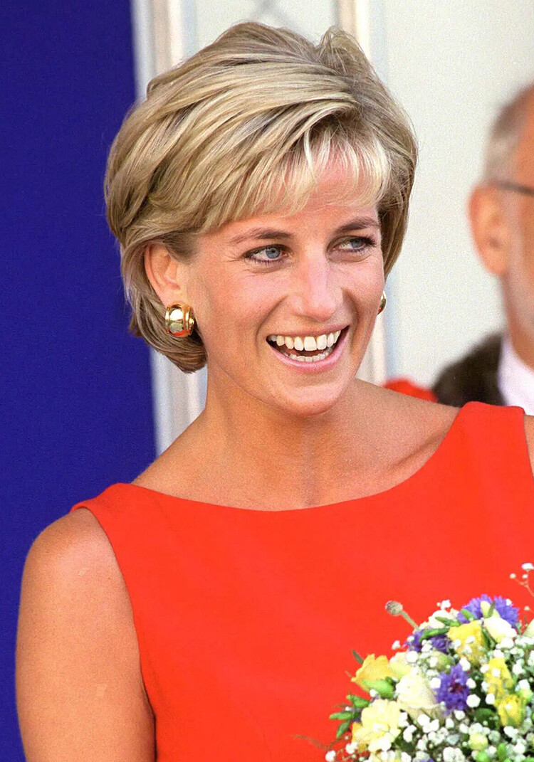 Как принцесса Диана пригласила Синди Кроуфорд и других супермоделей, чтобы порадовать старшего сына, и положила начало забавной традиции