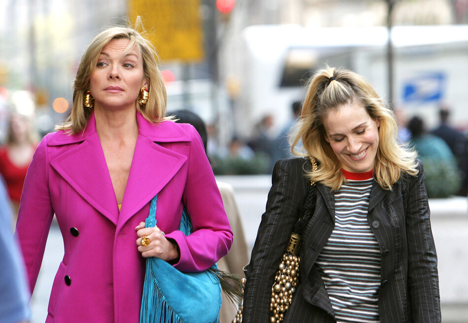 Ким Кэтролл и Сара Джессика на съёмочной площадке фильма «Секс в большом городе» на Saks Fifth Ave в Нью-Йорке, США