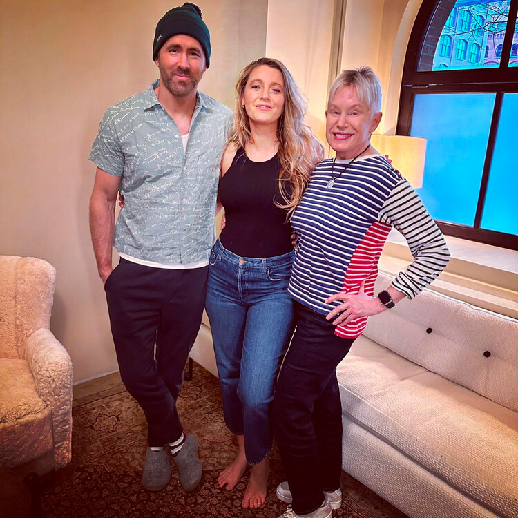 Блейк Лайвли стала мамой в четвёртый раз