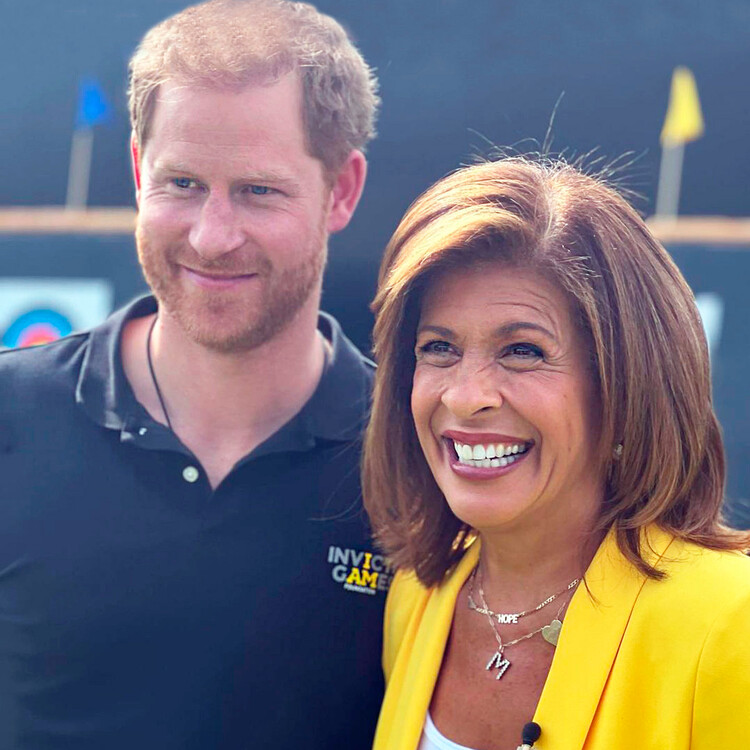 Принц Гарри и телеведущая Ходой Котб The Today Show, 20 апреля 2022 года в Гааге, Нидерланды