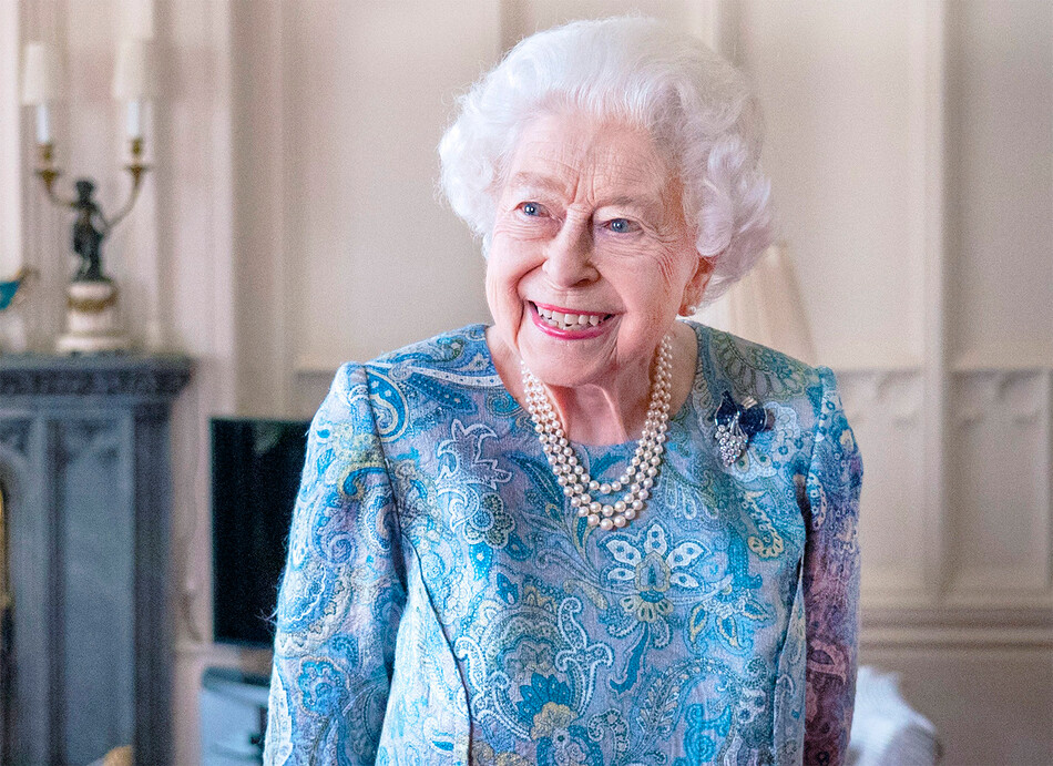 Елизавета II создала исторический прецедент: впервые ключи от Даунинг-стрит №10 будут переданы в замке Балморал