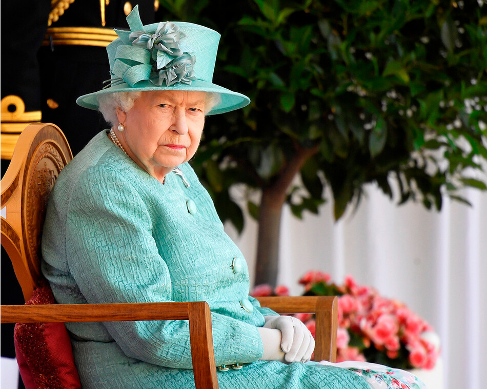 Американский таблоид принёс извинения за ложную новость о смерти королевы Елизаветы II