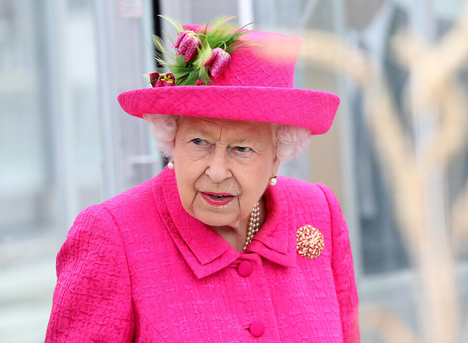 Королева Елизавета II свободно говорит на французском