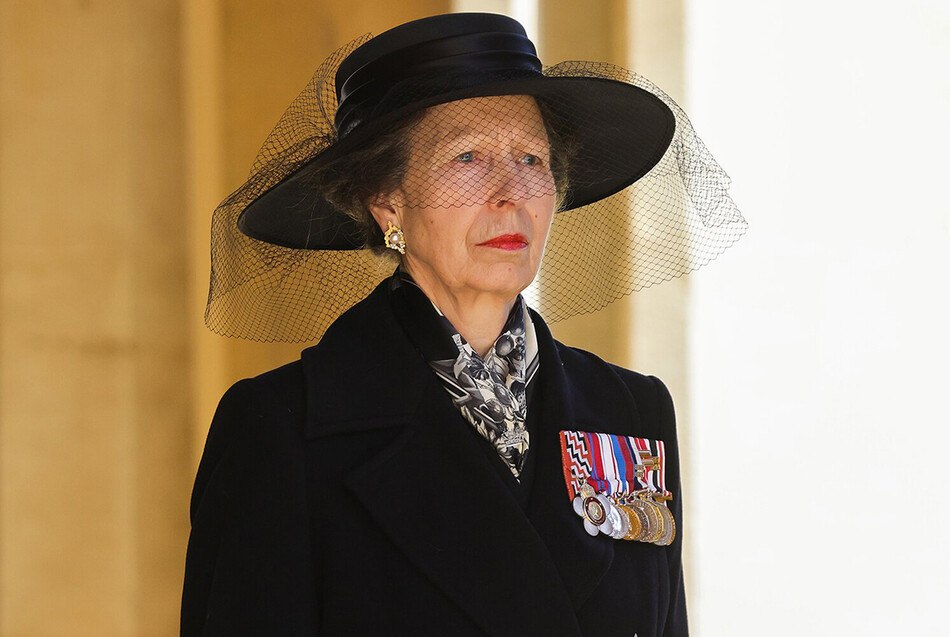 Принцесса Анна смерть отца