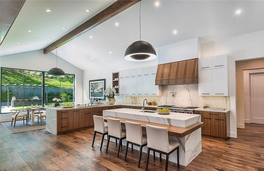 Дом Крис Дженнер в Хидден-Хиллс