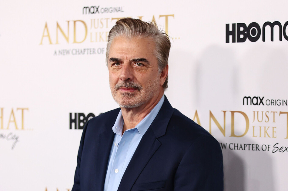 Две женщины обвинили Криса Нота в сексуальных домогательствах