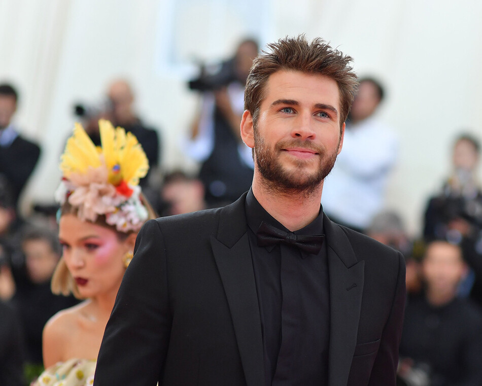 Лиам Хемсворт заменит Генри Кавилла в «Ведьмаке»