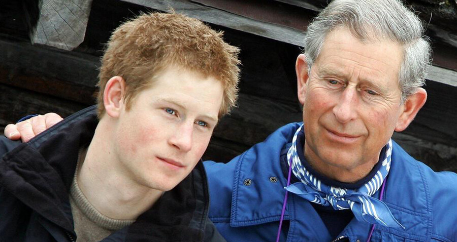 Принц Гарри с отцом принцем Чарельзем