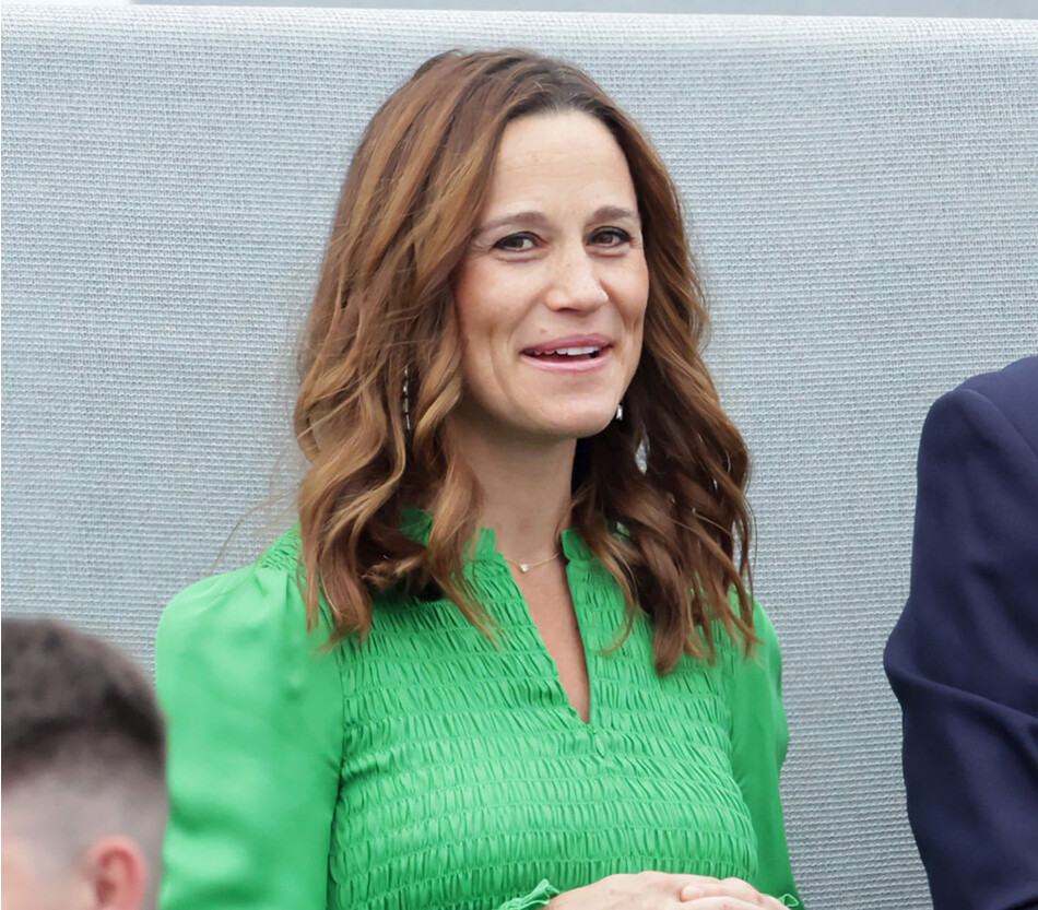 Пиппа Миддлтон во время платиновой вечеринки во дворце перед Букингемским дворцом 4 июня 2022 года в Лондоне, Англия