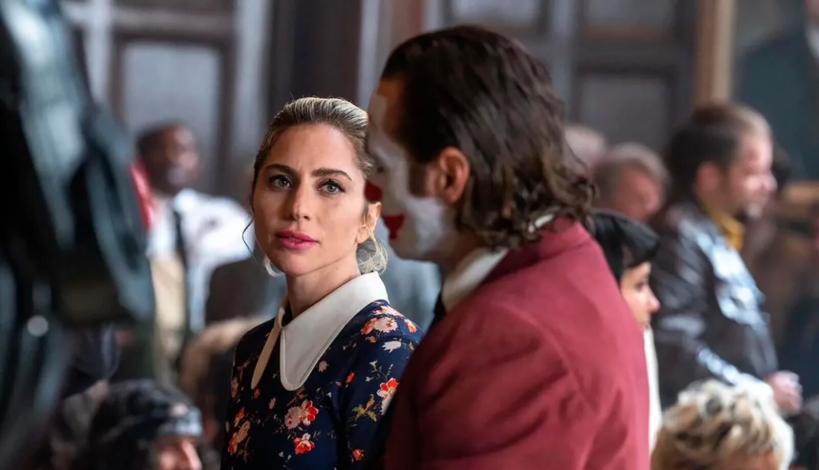 Тодд Филлипс показал новые кадры из второй части «Джокера»