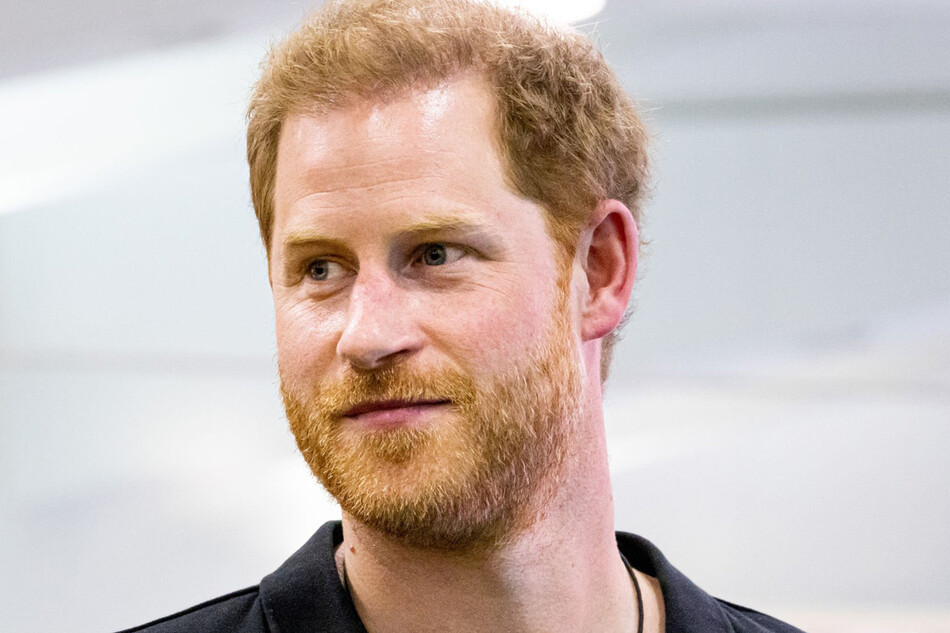 Переживания за королеву и присутствие Дианы: 6 основных моментов из нового интервью принца Гарри