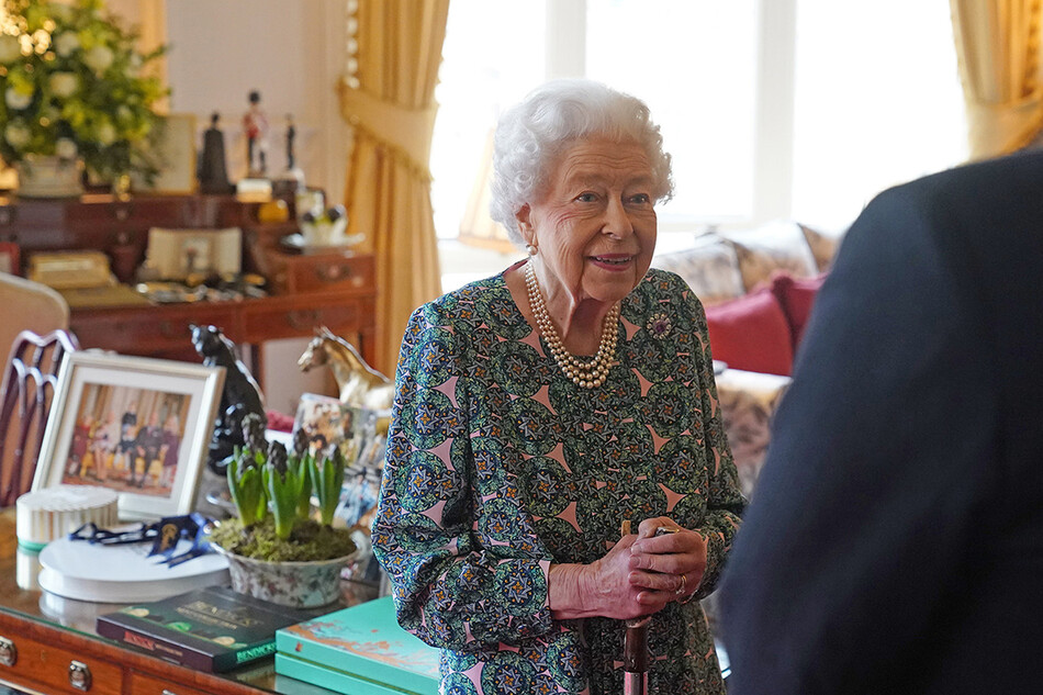 У королевы Елизаветы II обнаружен COVID-19