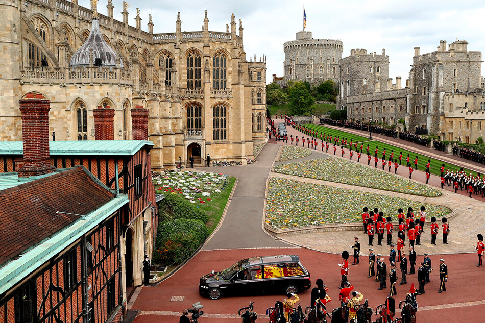 Королева Елизавета II была предана земле после государственных похорон 19 сентября 2022 года в часовне короля Георга VI в Виндзорском замке, Лондон 