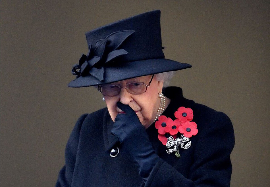 Королева Елизавета II после похорон принца Филиппа