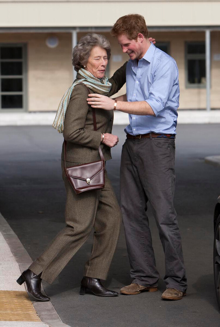 Принц Гарри с Александрой Петтифер