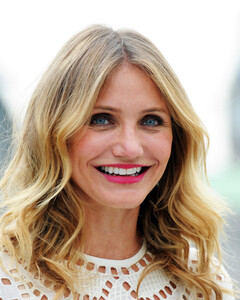 Знаменитости, оставившие карьеру ради семьи