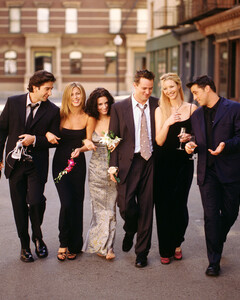 Кортни Кокс скучает по «Друзьям»