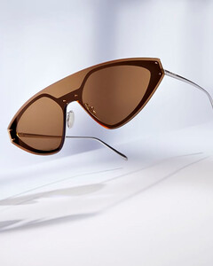 Для активных и спортивных: коллекция очков Sportmax