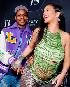 Долой предубеждения! A$AP Rocky надеется воспитать вместе с Рианной «детей с открытым мышлением»