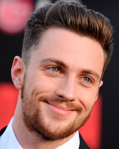 Аарон Тейлор-Джонсон, возможно, станет следующим Джеймсом Бондом