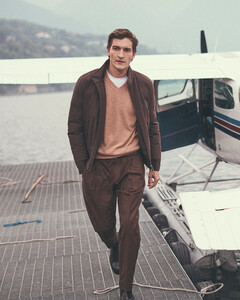 Матвей Лыков стал главным героем непринуждённо-романтичной кампании новой коллекции Pal Zileri