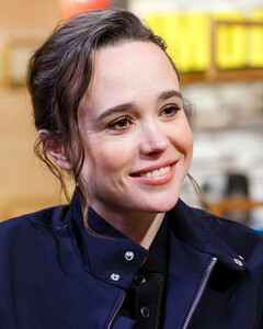 Актриса Эллен Пейдж стала Эллиотом и сообщила о том, что она трансгендер