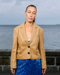 Клан Хадид: на подиуме появилась ещё одна сестра Беллы и Джиджи