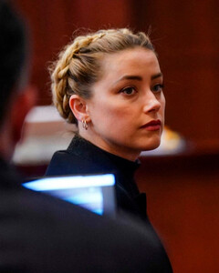 Эмбер Хёрд официально подала апелляцию по делу о клевете на Джонни Деппа