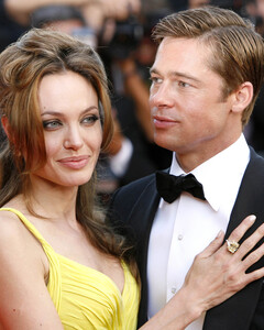 Трое детей Анджелины Джоли хотели дать показания против Брэда Питта