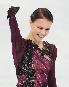 Российская фигуристка Анна Щербакова чувствует себя опустошённой из-за победы на Олимпиаде