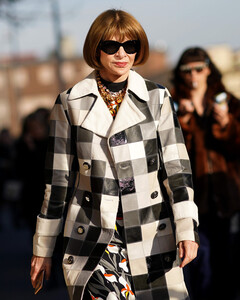 Condé Nast повысил Анну Винтур и оптимизирует местные редакции