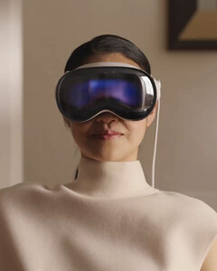 Apple снизила план выпуска очков дополненной реальности Vision Pro