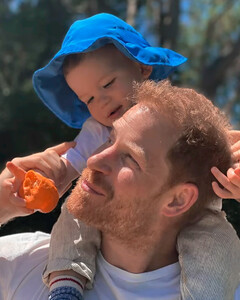 Принц Гарри рассказал, какой подарок получил на день рождения его сын Арчи от незнакомцев