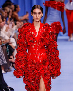 Основные моменты, которые важно знать о показе Balmain сезона весна-лето 2024