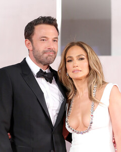 Бен Аффлек рассказал, что хочет быть хорошим мужем для Дженнифер Лопес