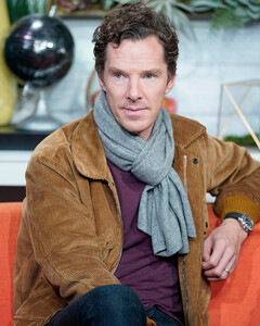 Бенедикт Камбербэтч не согласен со Скарлетт Йоханссон, которая подала в суд на Disney