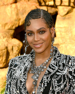 Бейонсе завела аккаунт в TikTok. Да, только сейчас